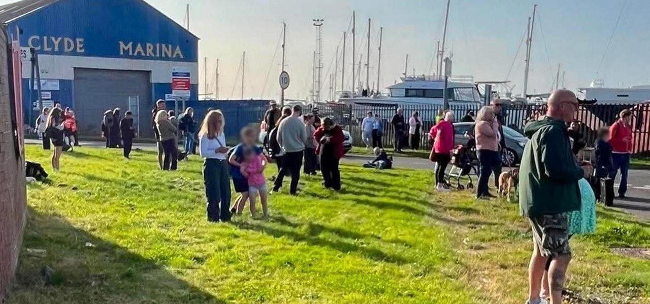 Arran Ferry Evacuated Due to Bomb Threat; Passenger Rescued from Sea Arran Ferry Evacuated Due to Bomb Threat; Passenger Rescued from Sea