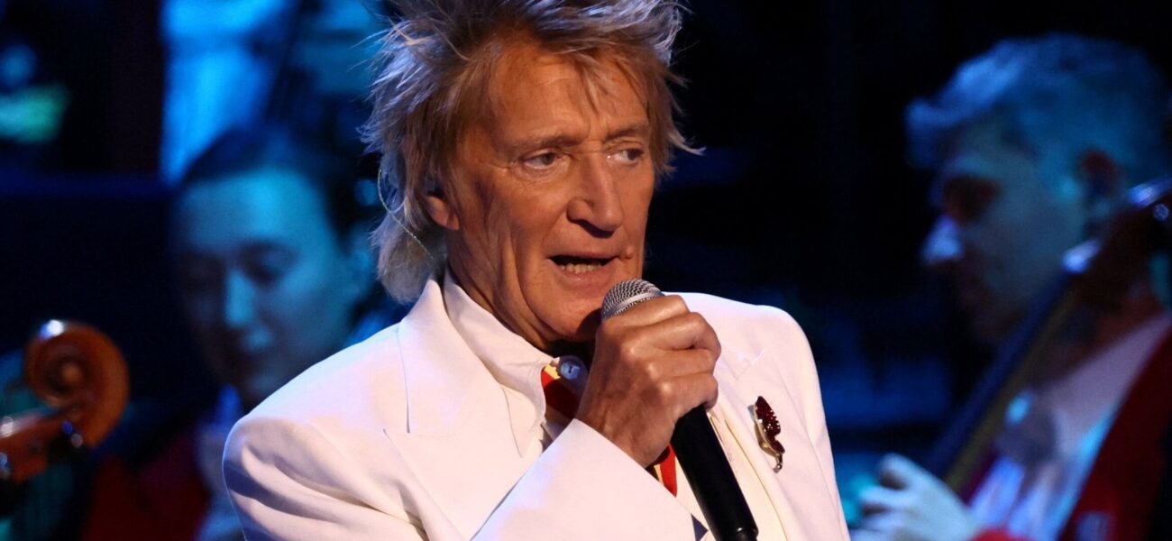 Rod Stewart Postpones Concerts Following Heart Surgery