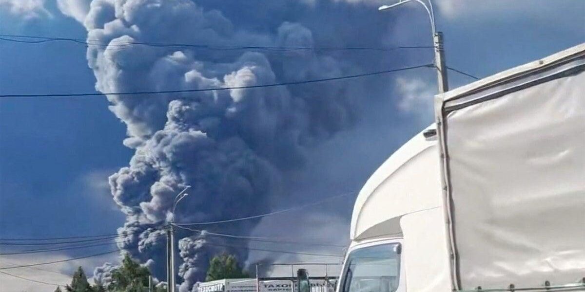 Five Fatalities Reported as Ukraine Strikes Russian Warehouses, Including Wildberries Facility Five Fatalities Reported as Ukraine Strikes Russian Warehouses, Including Wildberries Facility