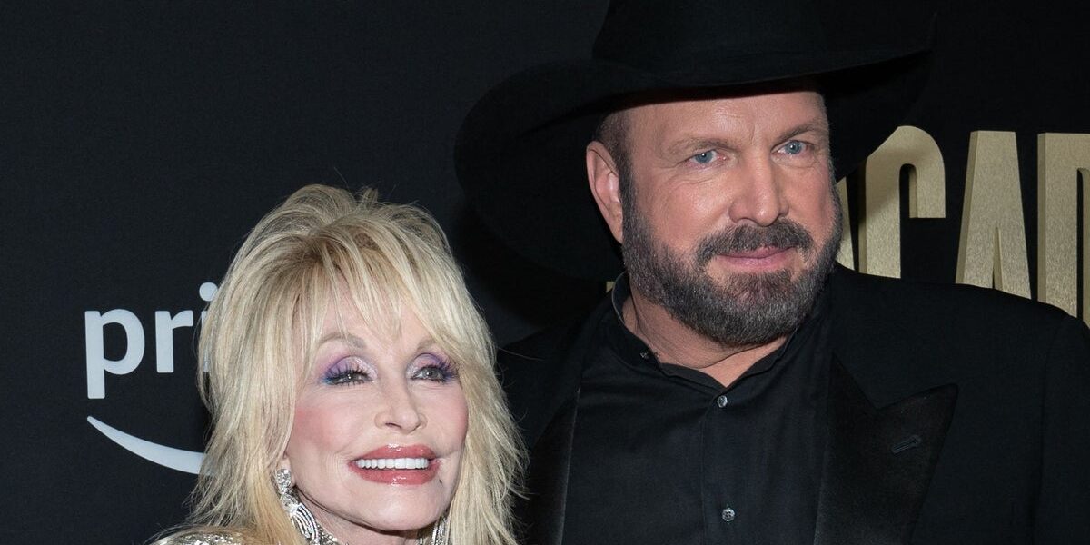 Garth Brooks Introduces ‘Dolly Day’ to Honor Dolly Parton’s Legacy with Charitable Contributions Garth Brooks Introduces ‘Dolly Day’ to Honor Dolly Parton’s Legacy with Charitable Contributions