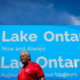 Ontario Premier Responds to Trump’s ‘Lake America’ with ‘Lake Ontario’ Sign