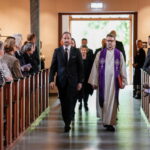 Norwegians Gather for Emotional Tributes to Departed King Harald V
