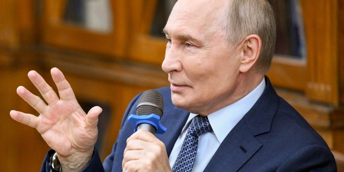 Unveiling the Motive Behind CIA Director John Ratcliffe’s Covert Moscow Visit Unveiling the Motive Behind CIA Director John Ratcliffe’s Covert Moscow Visit