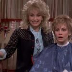 Julia Roberts Recalls Dolly Parton’s Inspirational Advice on Steel Magnolias Set