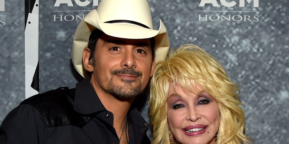 Brad Paisley Delivers Emotional Solo Tribute to Dolly Parton Posthumously Brad Paisley Delivers Emotional Solo Tribute to Dolly Parton Posthumously