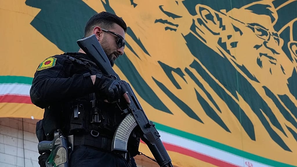 Ukraine Appoints Top Commanders to Defend Eastern Region Against Russian Demands Ukraine Appoints Top Commanders to Defend Eastern Region Against Russian Demands