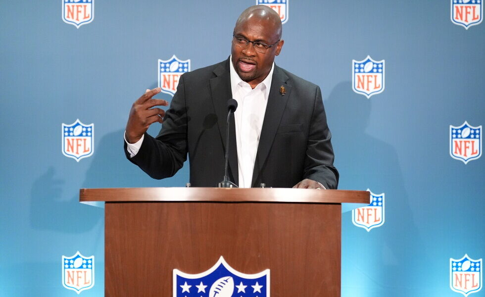 NFL Discontinues Pro Bowl Game, Shifts Focus to Honoring Top Players NFL Discontinues Pro Bowl Game, Shifts Focus to Honoring Top Players