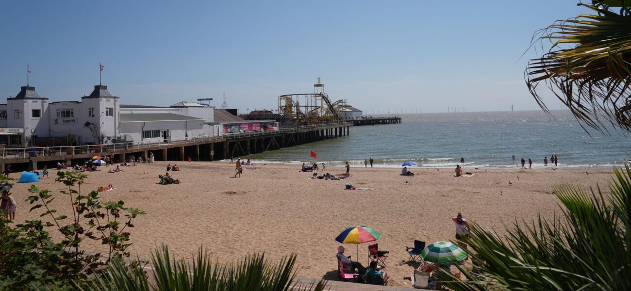 Heat Health Alerts Issued Across England Amid Thunderstorm Forecasts Heat Health Alerts Issued Across England Amid Thunderstorm Forecasts
