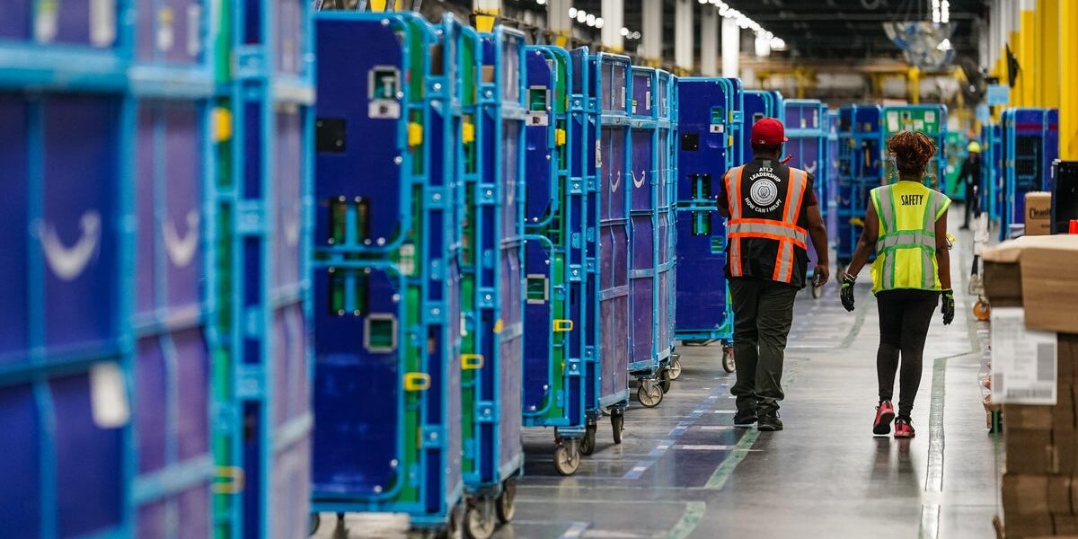 Amazon Boosts Starting Pay to /Hour, Adds Whole Foods Discounts for U.S. Workers