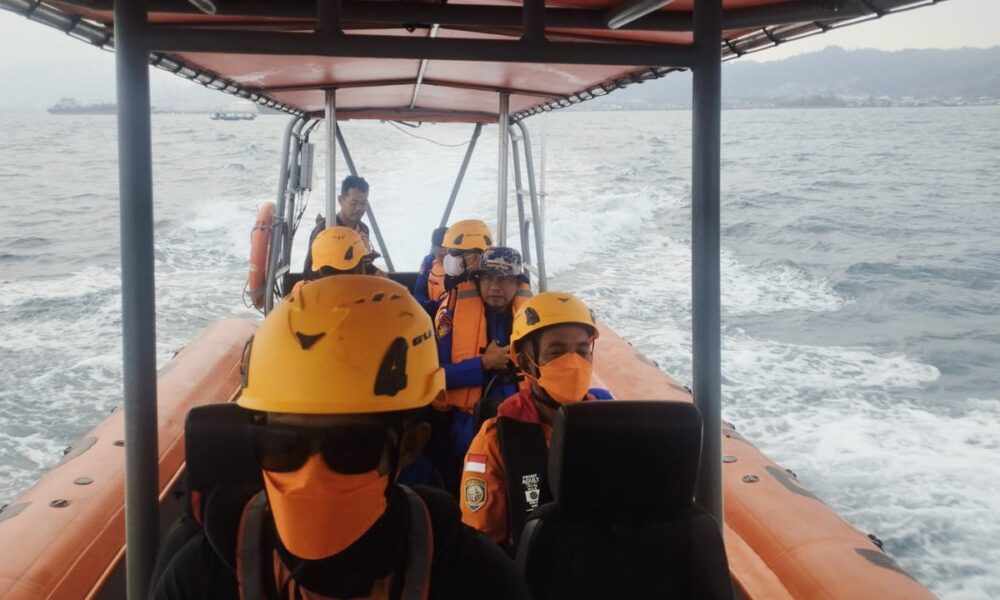 Five Journalists Missing After Speedboat Vanishes During Indonesia Volcano Coverage