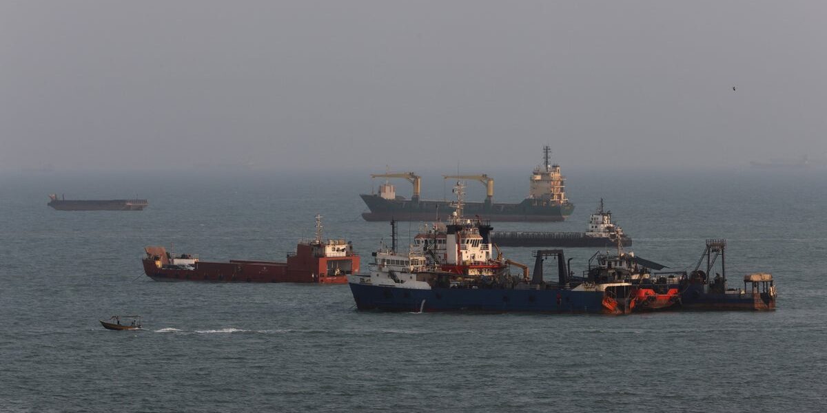 US Says Submarine Drone ‘Malfunctioned’ as Iran Claims Capture Near Strait of Hormuz US Says Submarine Drone ‘Malfunctioned’ as Iran Claims Capture Near Strait of Hormuz
