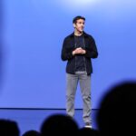 Apple Unveils Groundbreaking Foldable iPhone Duo in Major Tech Shift Apple Unveils Groundbreaking Foldable iPhone Duo in Major Tech Shift