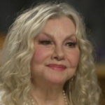 Stella Parton Shares Insights on Dolly’s Peaceful Passing and Last Moments Stella Parton Shares Insights on Dolly’s Peaceful Passing and Last Moments