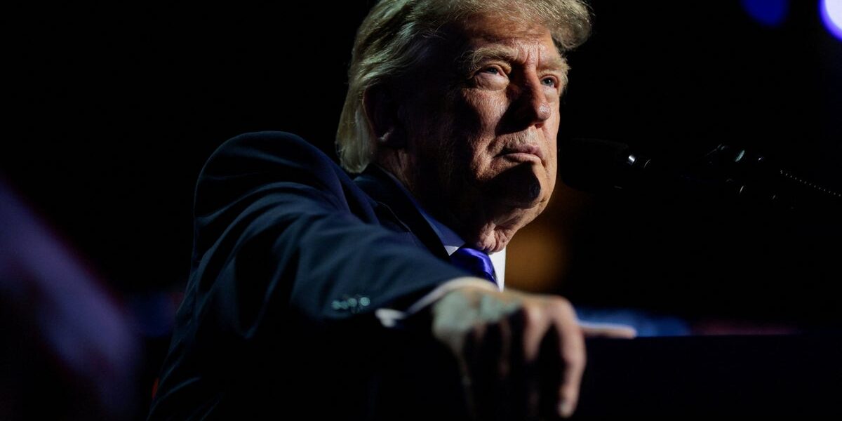 Trump Makes Racist Joke About Iranian Nuclear Site Using Arab Name Trump Makes Racist Joke About Iranian Nuclear Site Using Arab Name