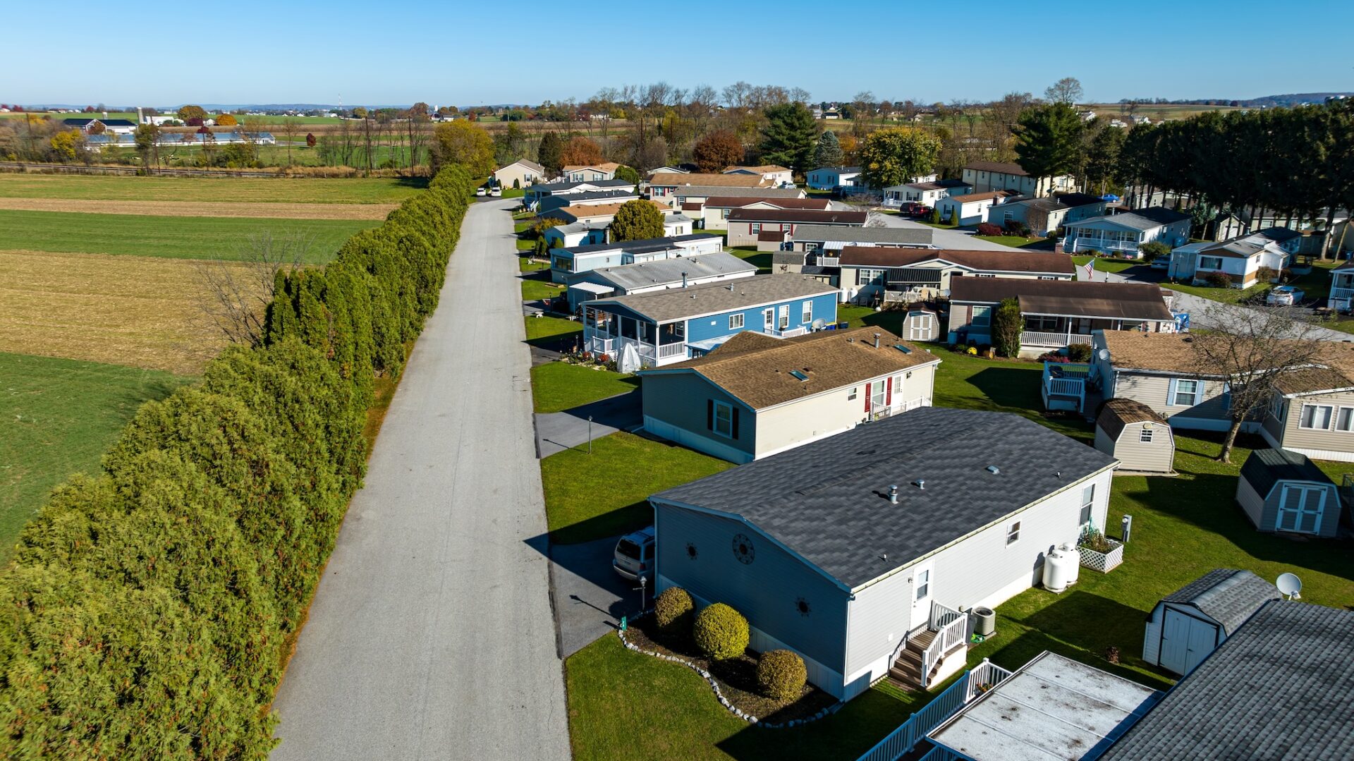 POLICY WIRE FACT CHECK: Viral Claim About Lindsey James’ Mobile Home Park Legislation Ad Subject Photo