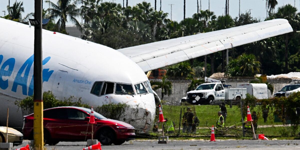 Wife Discovered Husband’s Death Online After Unread Texts Following Amazon Jet Crash Wife Discovered Husband’s Death Online After Unread Texts Following Amazon Jet Crash