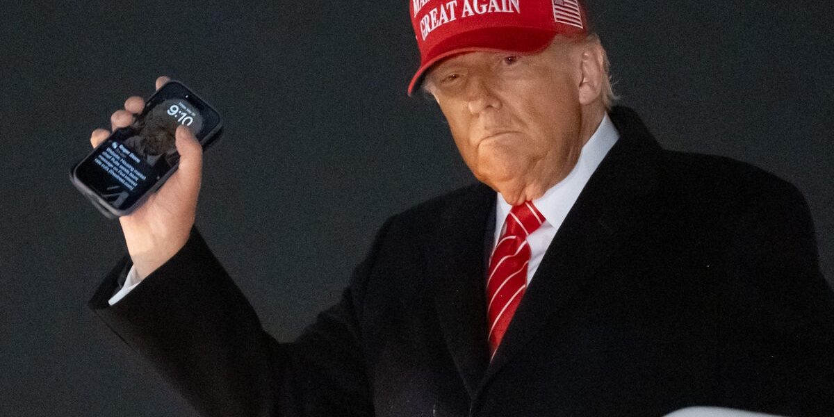 Trump’s AI-Generated Memes Spark Outrage as Ex-Aide Calls It ‘Brain Rot’ Trump’s AI-Generated Memes Spark Outrage as Ex-Aide Calls It ‘Brain Rot’