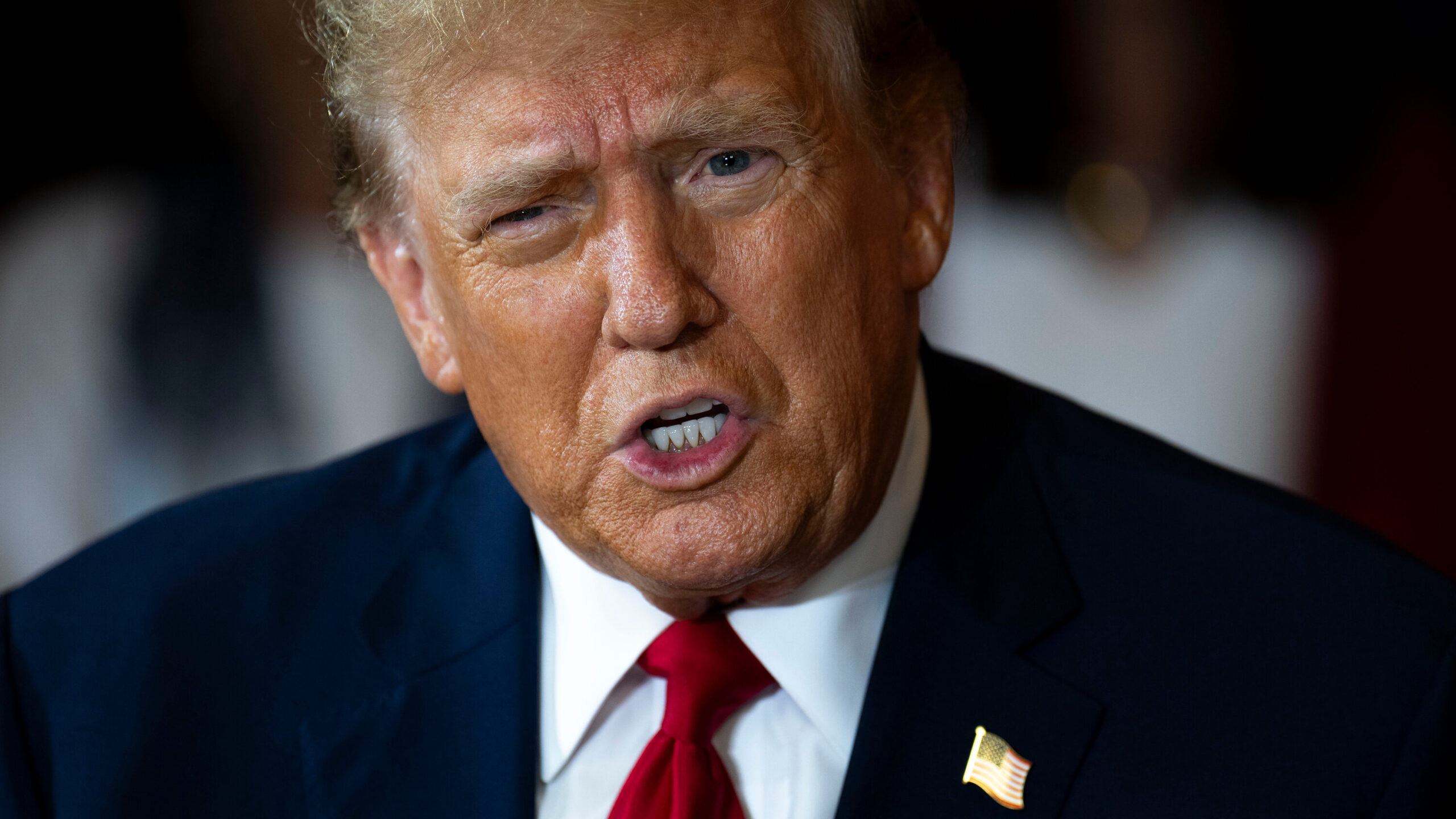 POLICY WIRE FACT CHECK: Assessing Claims About the Donalds and Jolly's Stance on Police Subject Photo