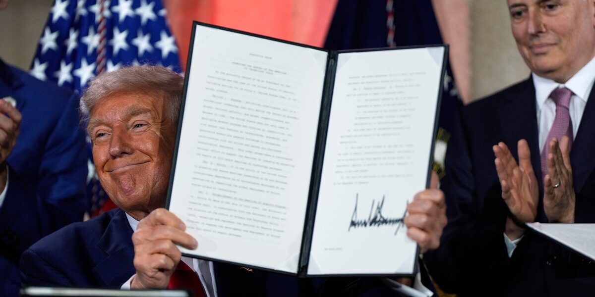White House Keeps AI Safety Framework Secret Amid Growing Industry Alarm