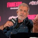 Mel Gibson Issues Apology for Mocking ASL Interpreter at Canadian Event Mel Gibson Issues Apology for Mocking ASL Interpreter at Canadian Event