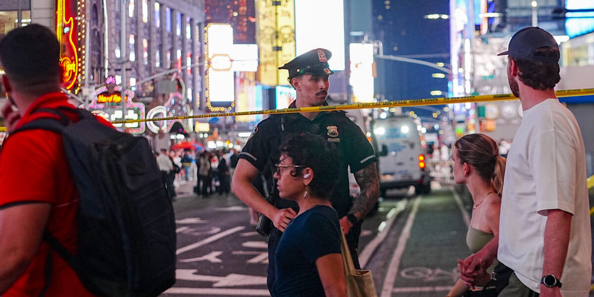 Tragic Times Square Stabbing: 32-Year-Old Banker Erin Piacenti Identified as Victim