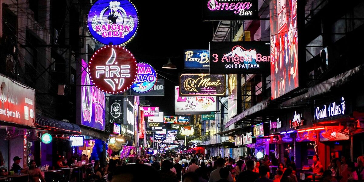 Pattaya’s Evolution: From Fishing Village to Global Sin City Pattaya’s Evolution: From Fishing Village to Global Sin City