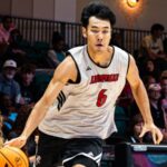 Chinese Basketball Stars Forge New Paths in American College Hoops Chinese Basketball Stars Forge New Paths in American College Hoops
