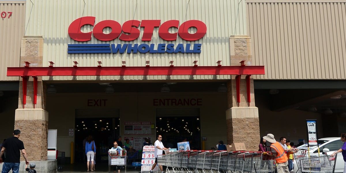 New York Grandmother Seeks Evidence for Lawsuit After Slipping on Broccoli at Costco New York Grandmother Seeks Evidence for Lawsuit After Slipping on Broccoli at Costco