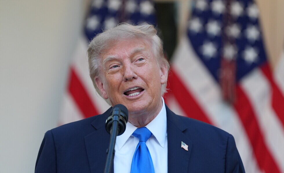 Trump Vows Full-Court Press for GOP Midterms, Urges Candidates to Lean Into White House Record Trump Vows Full-Court Press for GOP Midterms, Urges Candidates to Lean Into White House Record