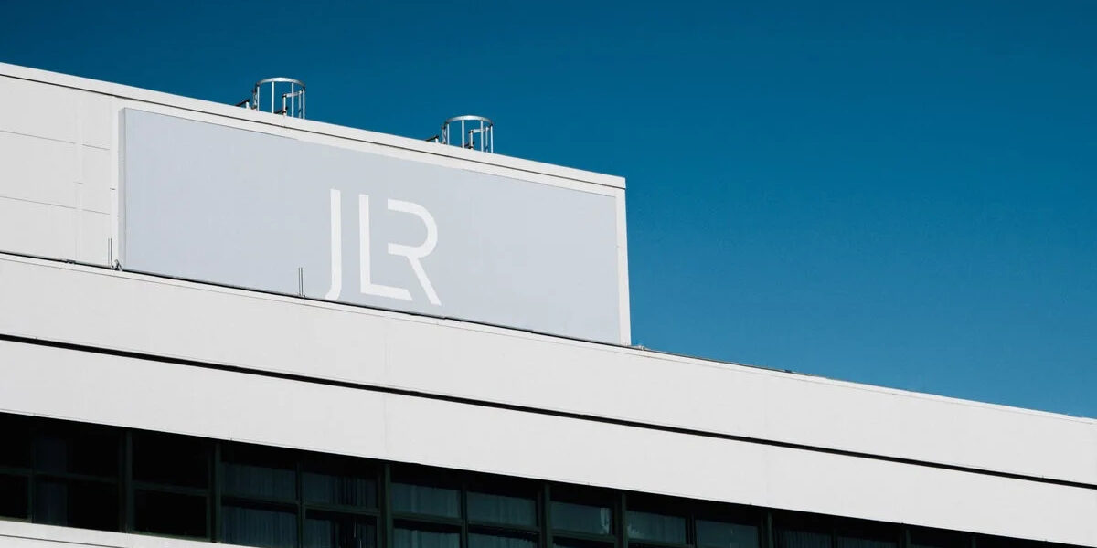 UK Business Secretary Rejects JLR Bailout Amid 4,000-Job Cut Plan and £1.7B Cost Drive