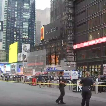 Police Fatally Shoot Woman in Times Square Following Deadly Stabbing Incident Police Fatally Shoot Woman in Times Square Following Deadly Stabbing Incident