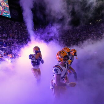 AP Top 25 College Football Poll Shake-Up Looms After Oregon Scare and Michigan Miracle