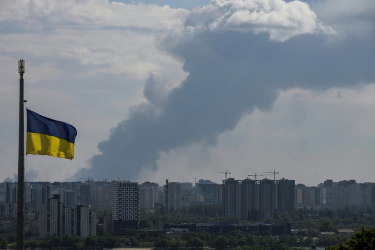 Kyiv Under Siege: Four Dead, Over a Dozen Injured in Sixth Day of Russian Strikes Kyiv Under Siege: Four Dead, Over a Dozen Injured in Sixth Day of Russian Strikes