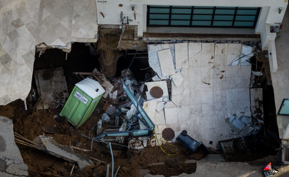 Nicolas Cage’s Malibu Mansion Driveway Collapses, Revealing Large Sinkhole Nicolas Cage’s Malibu Mansion Driveway Collapses, Revealing Large Sinkhole