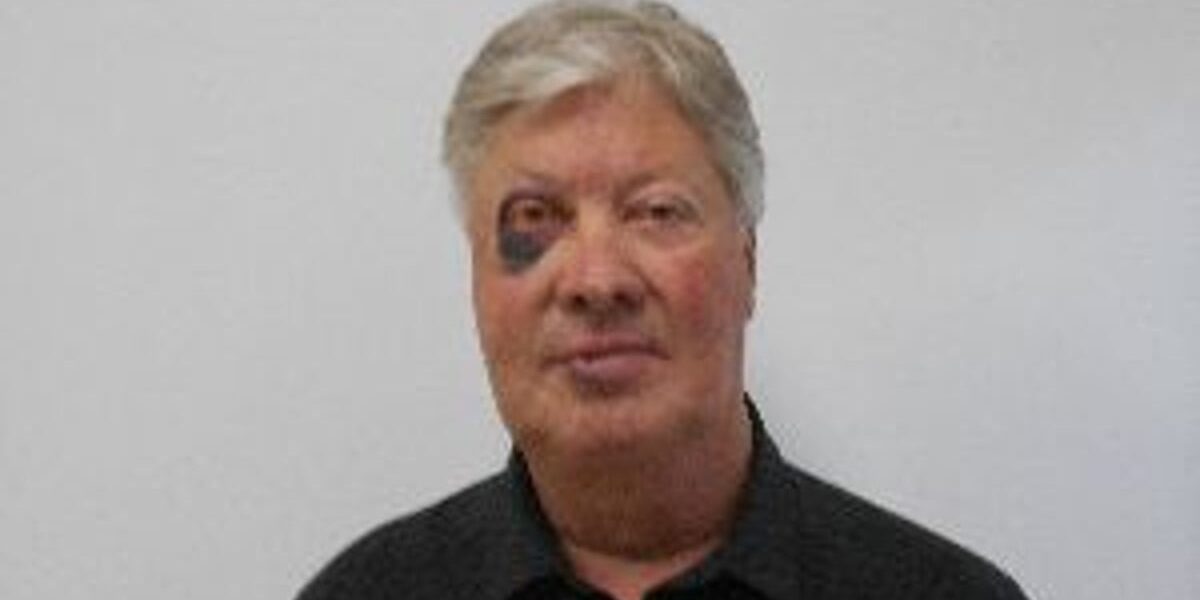Disgraced Pastor Robert Morris Shown with Black Eye in New Sex Offender Registry Photo Disgraced Pastor Robert Morris Shown with Black Eye in New Sex Offender Registry Photo