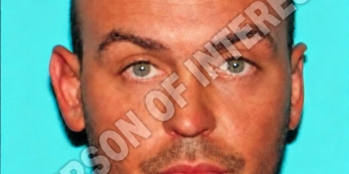 Manhunt Underway After Stabbing Spree Leaves 4 Dead and Child in Critical Condition Manhunt Underway After Stabbing Spree Leaves 4 Dead and Child in Critical Condition