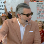 Ted Cruz Faces Boos at Texas Football Game During ESPN Appearance Ted Cruz Faces Boos at Texas Football Game During ESPN Appearance