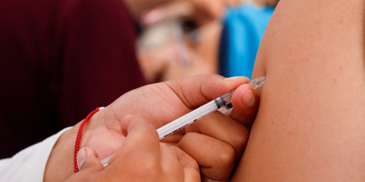Vaccine Trust Plummets as Measles Outbreaks Surge Across U.S. Vaccine Trust Plummets as Measles Outbreaks Surge Across U.S.