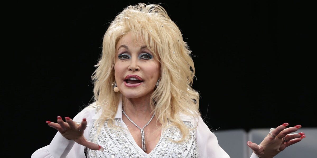 Dolly Parton’s Charity Launches Annual Fundraising Event in Her Honor Dolly Parton’s Charity Launches Annual Fundraising Event in Her Honor