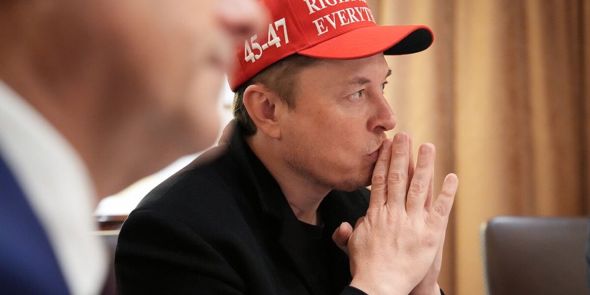Tech Giants Meet With Trump to Challenge AI Regulation Plans, Report Says