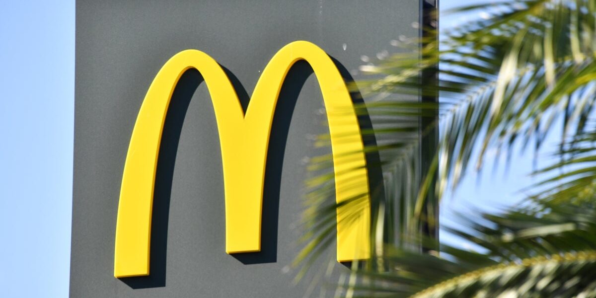 McDonald’s Offers Free Double Cheeseburgers on National Cheeseburger Day with Purchase Requirement McDonald’s Offers Free Double Cheeseburgers on National Cheeseburger Day with Purchase Requirement
