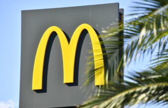 McDonald’s Offers Free Double Cheeseburgers on National Cheeseburger Day with Purchase Requirement