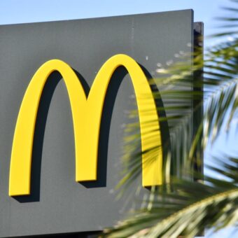 McDonald’s Offers Free Double Cheeseburgers on National Cheeseburger Day with Purchase Requirement