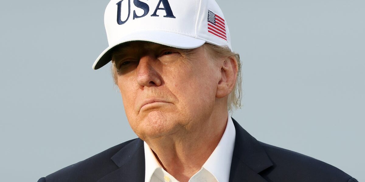 Starship Troopers Director Says Trump’s Space Force Uniforms Borrow From Nazi Imagery Starship Troopers Director Says Trump’s Space Force Uniforms Borrow From Nazi Imagery