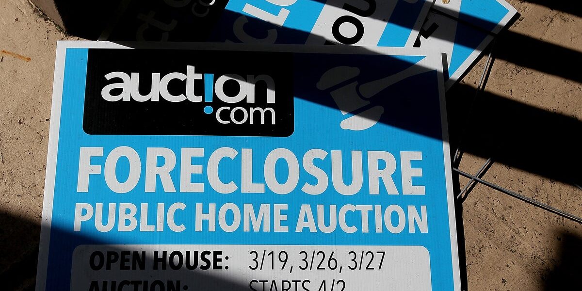 Arizona Couple Faces Foreclosure Over 7 HOA Debt, Seeks Help Through GoFundMe Arizona Couple Faces Foreclosure Over 7 HOA Debt, Seeks Help Through GoFundMe