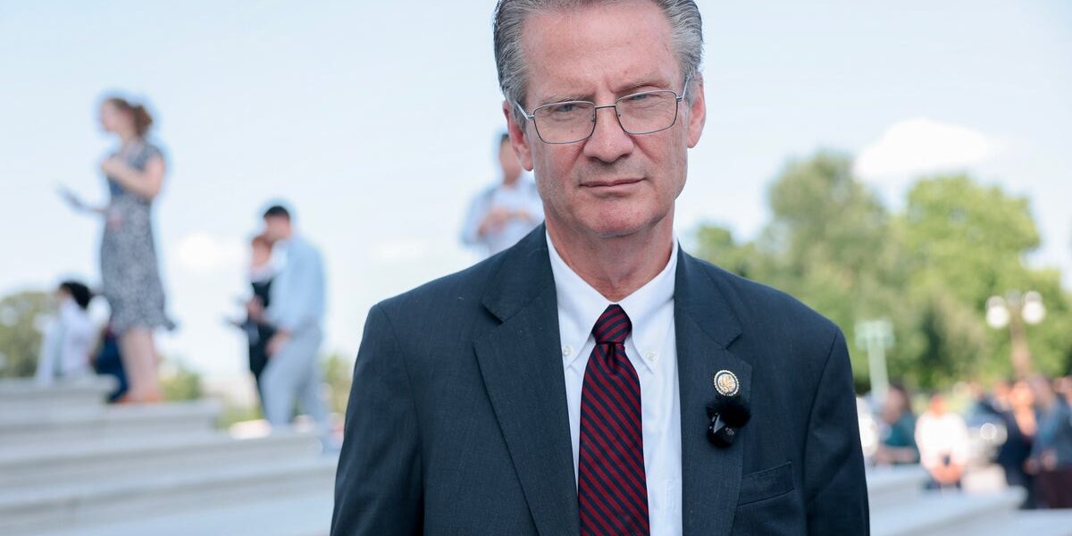 Congress Divided on AI Regulation as GOP Lawmaker Slams Oversight Efforts Congress Divided on AI Regulation as GOP Lawmaker Slams Oversight Efforts