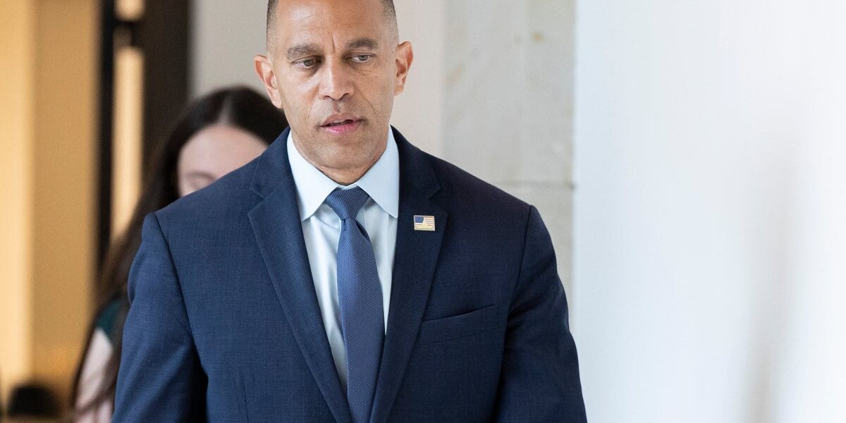 Democrats Face Uncertainty on Working With Trump if They Win Back Power Democrats Face Uncertainty on Working With Trump if They Win Back Power