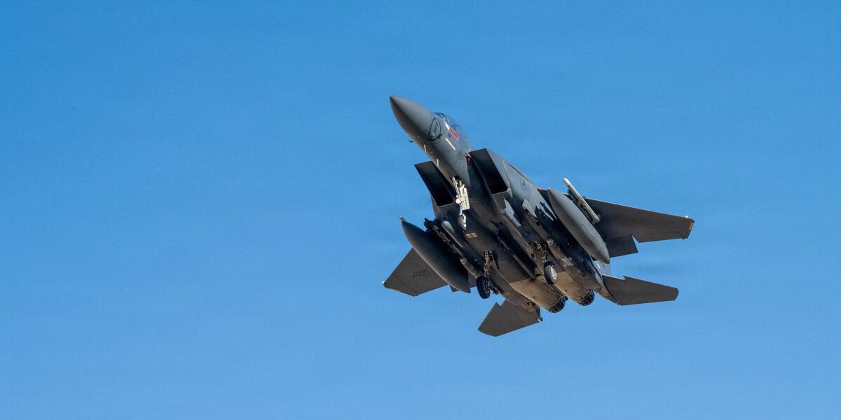 US Airman Recounts Harrowing Survival After Being Shot Down Over Iran US Airman Recounts Harrowing Survival After Being Shot Down Over Iran