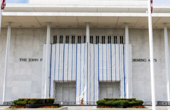 Kennedy Center Board Votes to Close Venue for Renovations Amid Financial Crisis