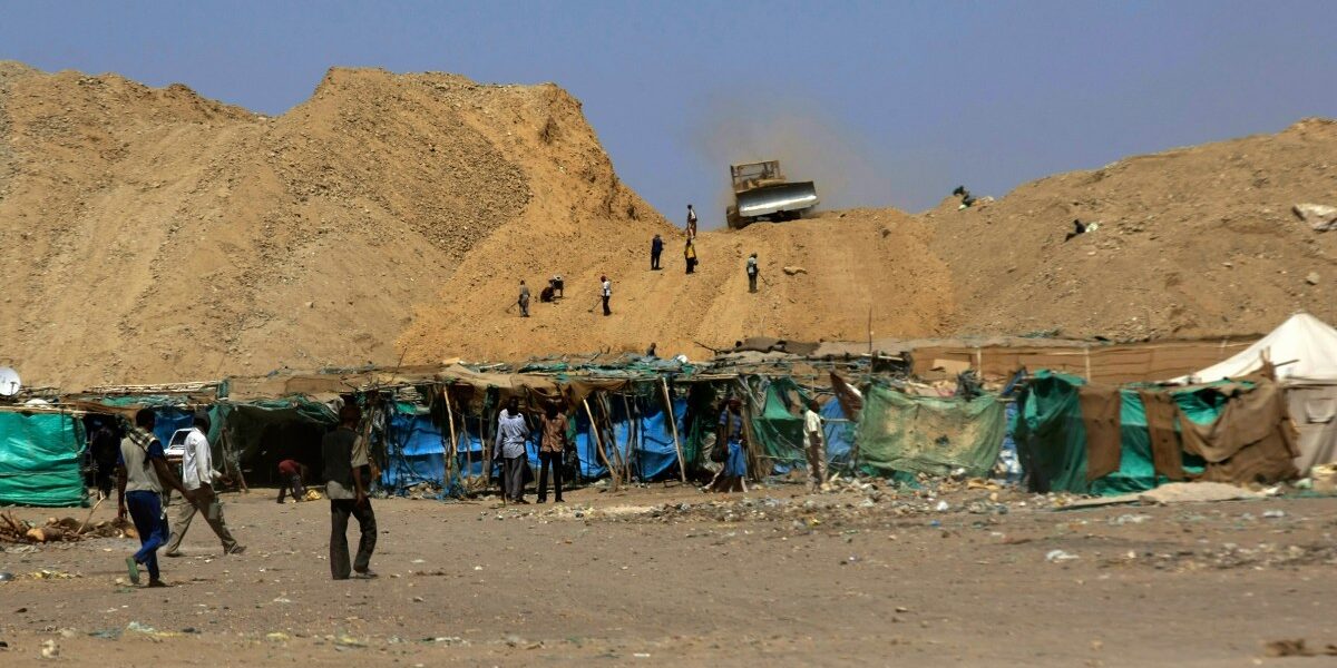 Sudan Gold Mine Collapse Claims 82 Lives, Dozens Missing in Ongoing Crisis Sudan Gold Mine Collapse Claims 82 Lives, Dozens Missing in Ongoing Crisis